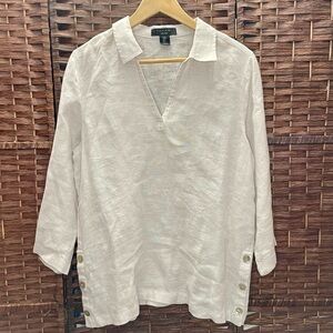 Tahari Linen Tunic Top 3/4 Sleeve Side Buttons Size M.